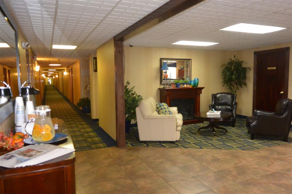 Quality Inn Austintown-Youngstown West Экстерьер фото