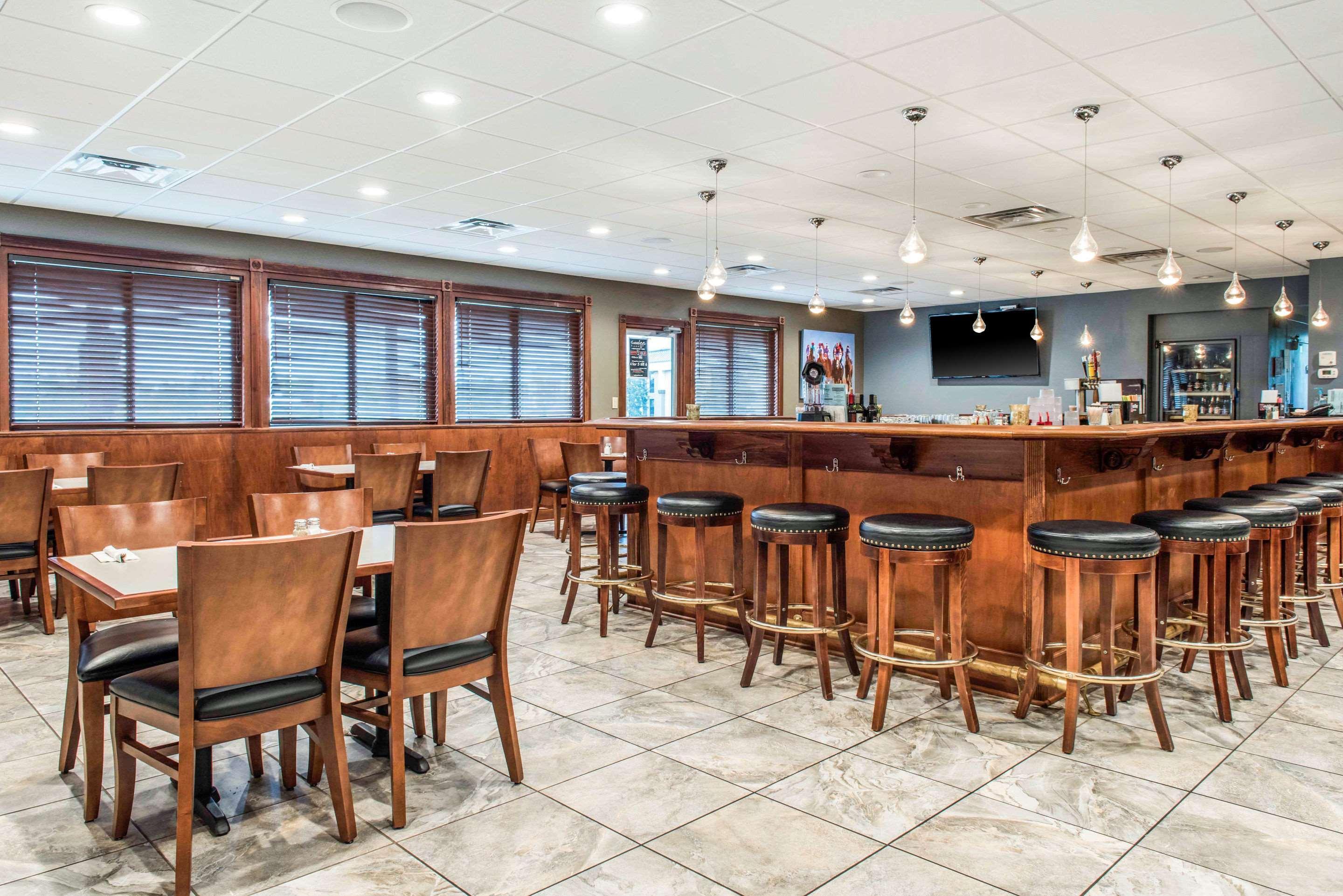 Quality Inn Austintown-Youngstown West Экстерьер фото