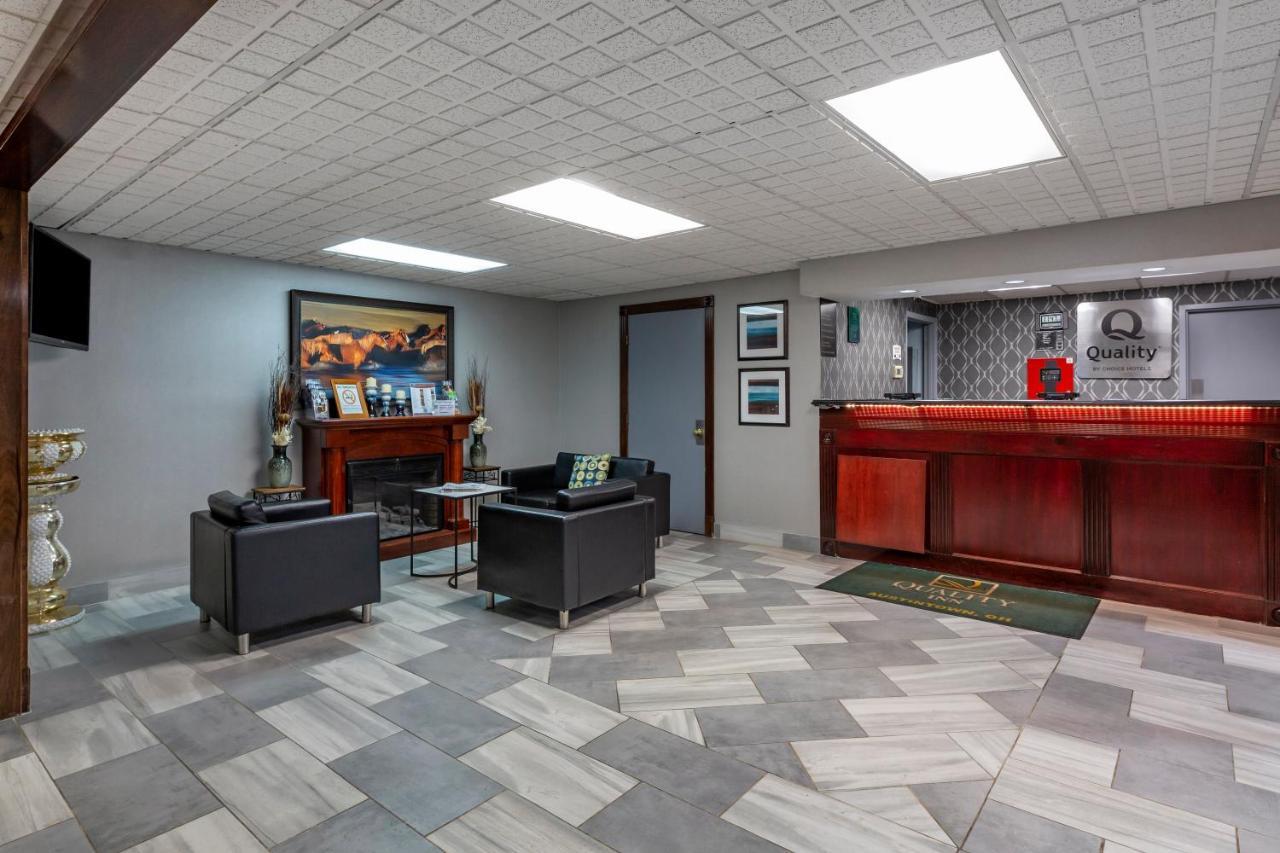 Quality Inn Austintown-Youngstown West Экстерьер фото