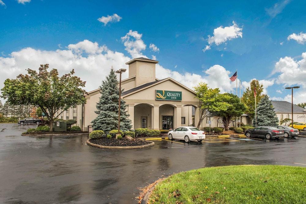 Quality Inn Austintown-Youngstown West Экстерьер фото
